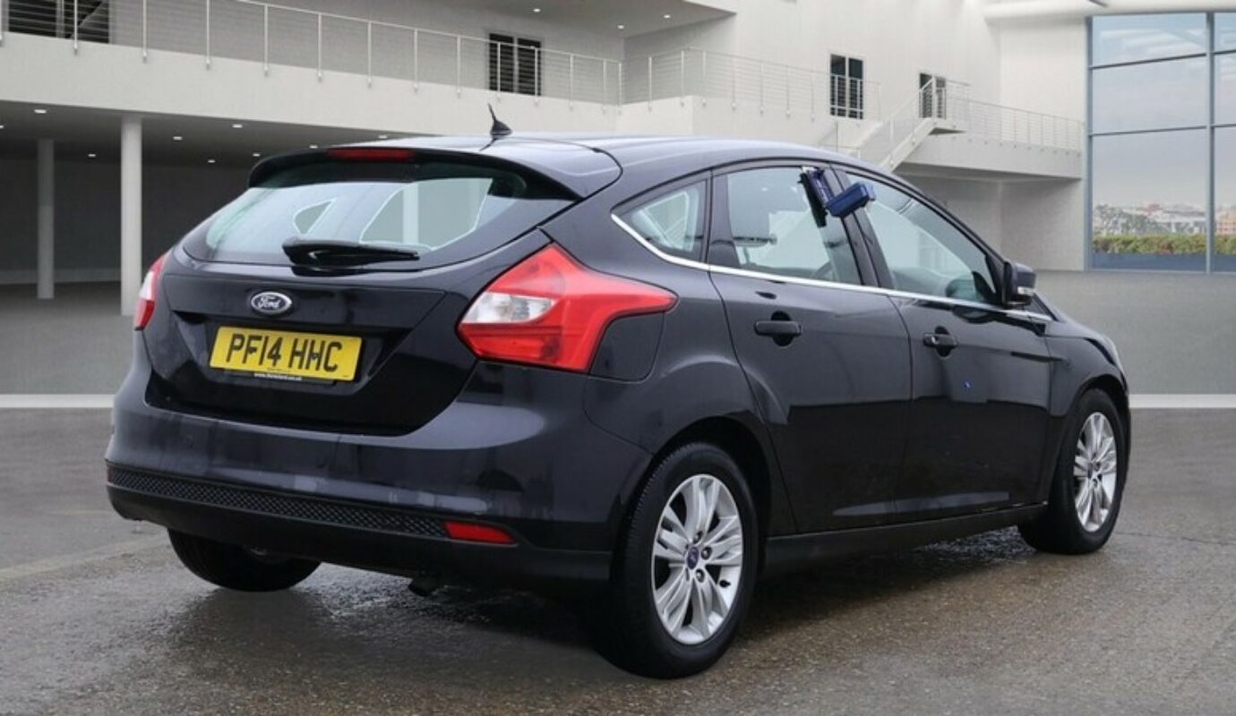 Ford Focus TITANIUM NAVIGATOR – 2014 (14 plate)