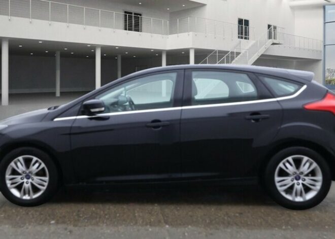 Ford Focus TITANIUM NAVIGATOR – 2014 (14 plate)