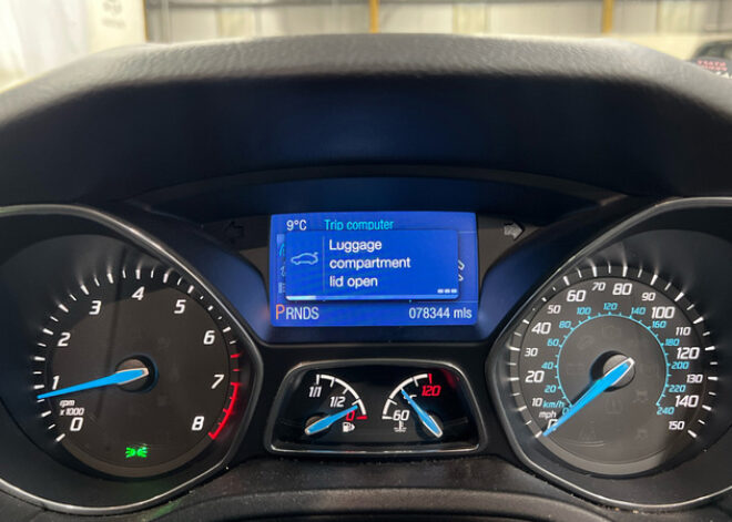 Ford Focus TITANIUM NAVIGATOR – 2014 (14 plate)