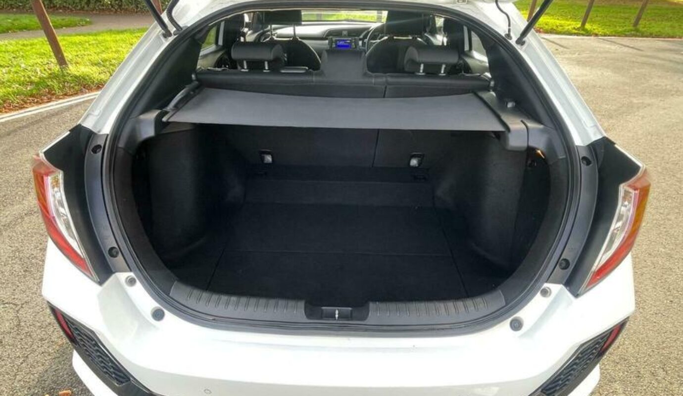 Honda Civic VTEC SE – 2018 (18 plate)