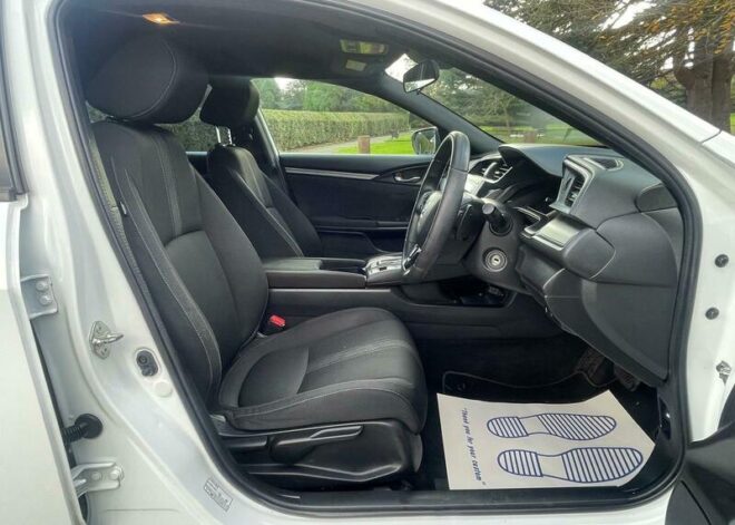 Honda Civic VTEC SE – 2018 (18 plate)