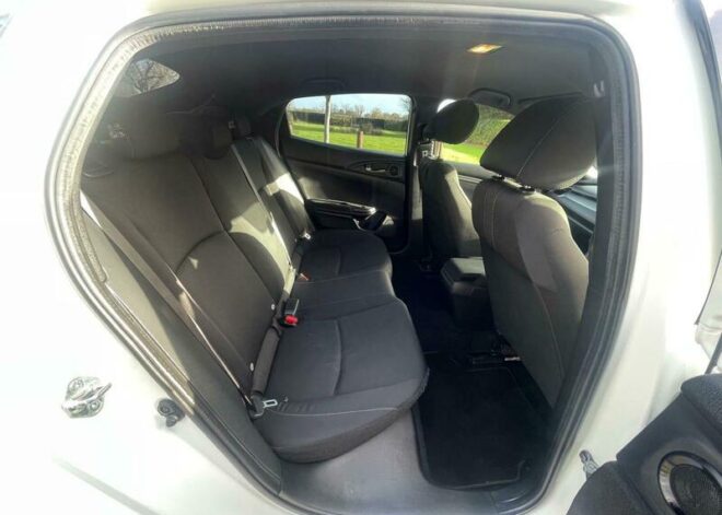 Honda Civic VTEC SE – 2018 (18 plate)