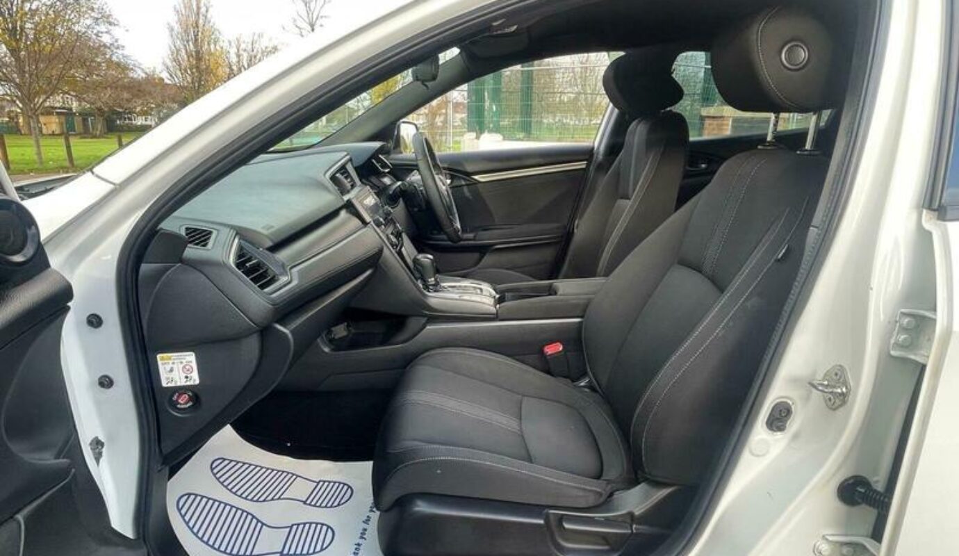 Honda Civic VTEC SE – 2018 (18 plate)