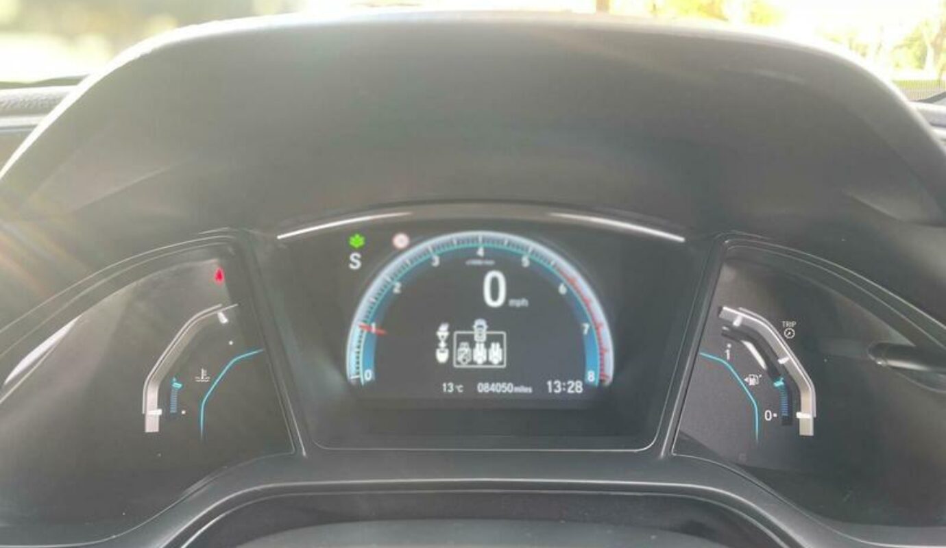 Honda Civic VTEC SE – 2018 (18 plate)