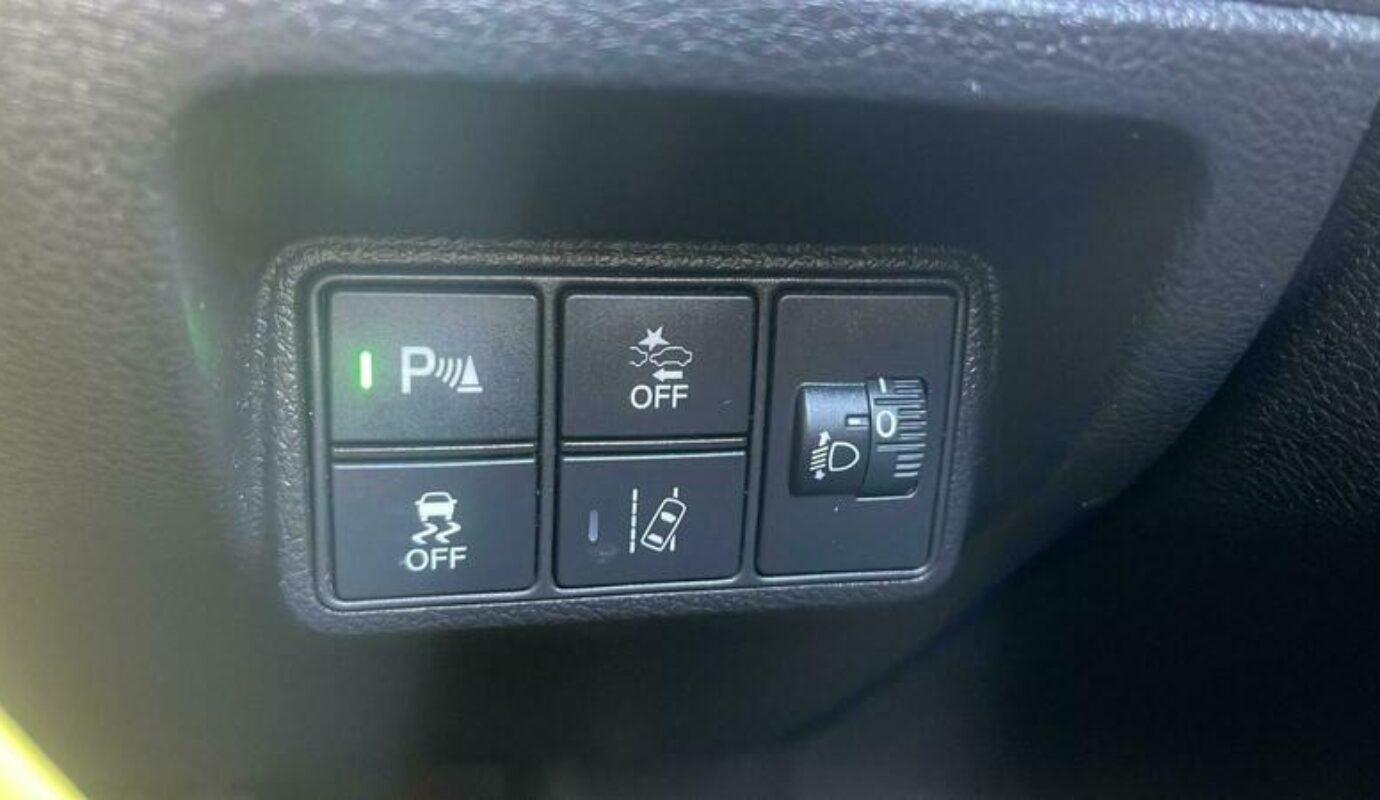 Honda Civic VTEC SE – 2018 (18 plate)