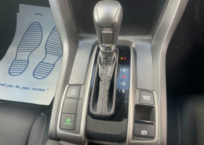 Honda Civic VTEC SE – 2018 (18 plate)